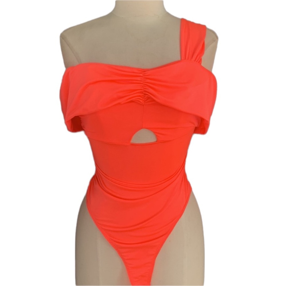 FashionNova// sexy bodysuit size small - Picture 1 of 10